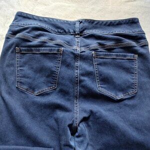 Torrid feel the fit jeggings